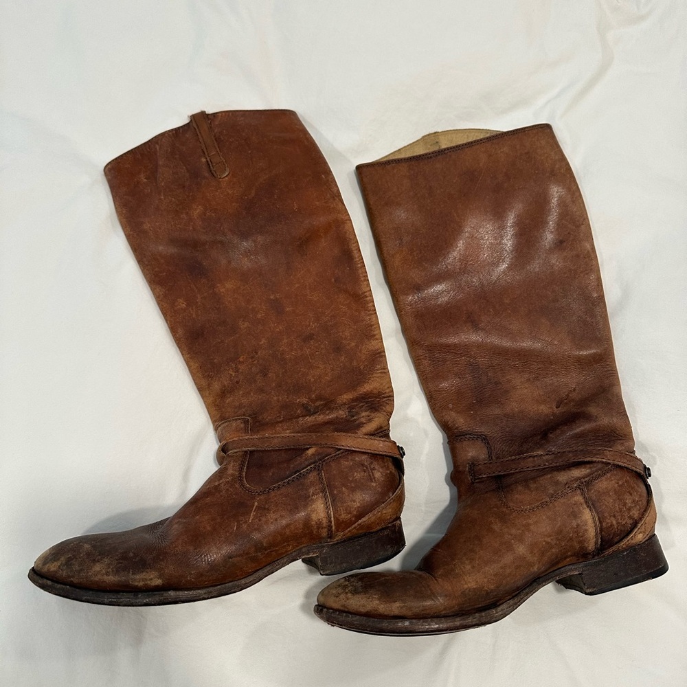 Frye Lindsay Plate leather riding boots in brown